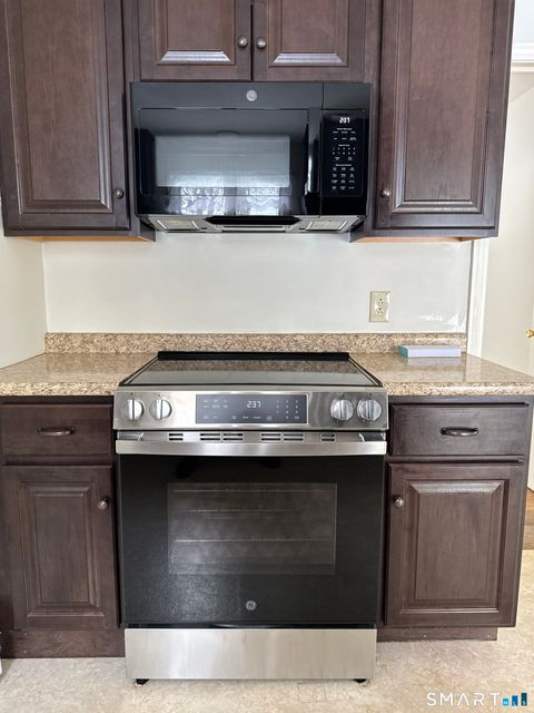 Tiny photo for 10 Milton Road, Waterford, CT 06375 (MLS # 24153547)