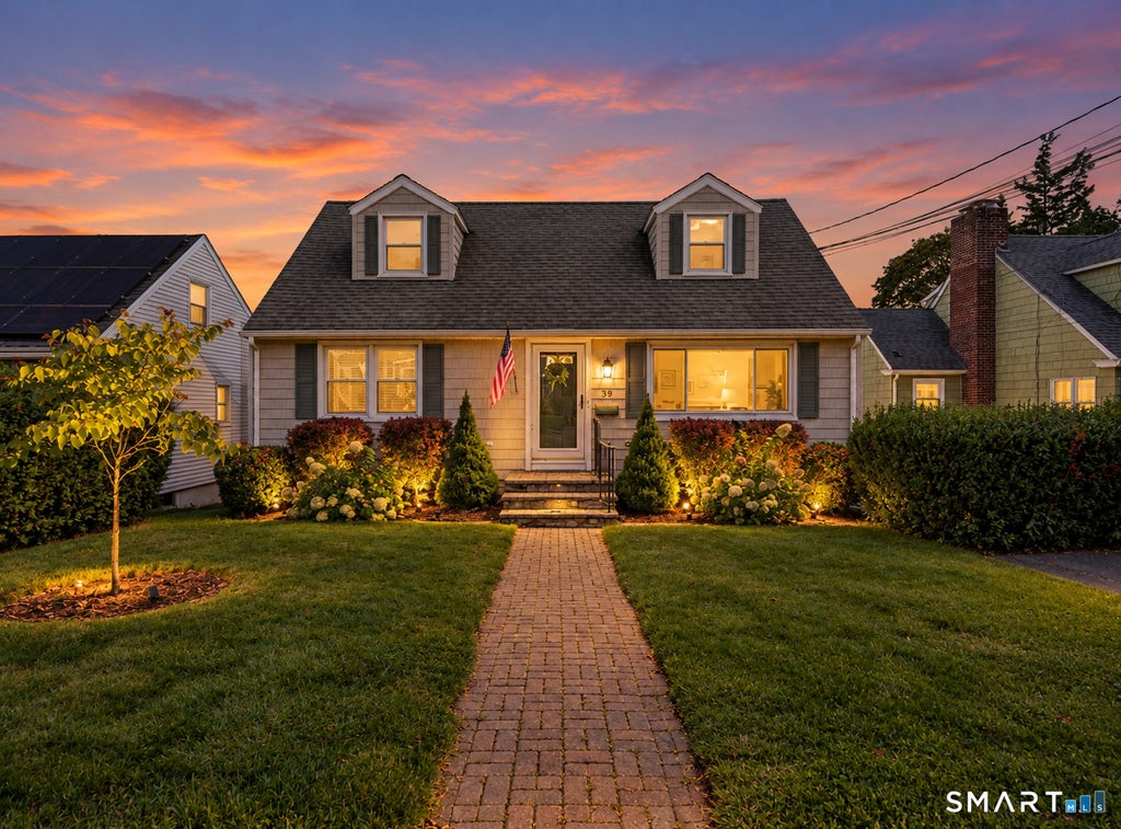 Photo of 39 Walter Avenue, Norwalk, CT 06851 (MLS # 24207641)