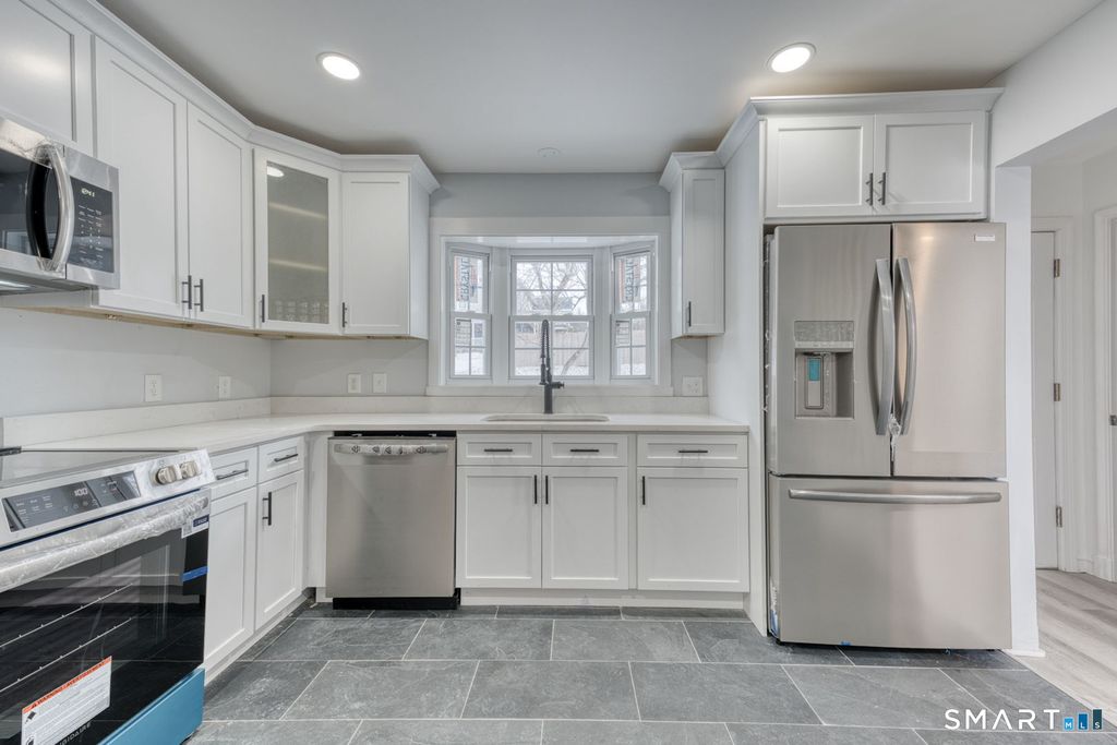 Photo of 51 Pembroke Street, Hartford, CT 06112 (MLS # 24145997)