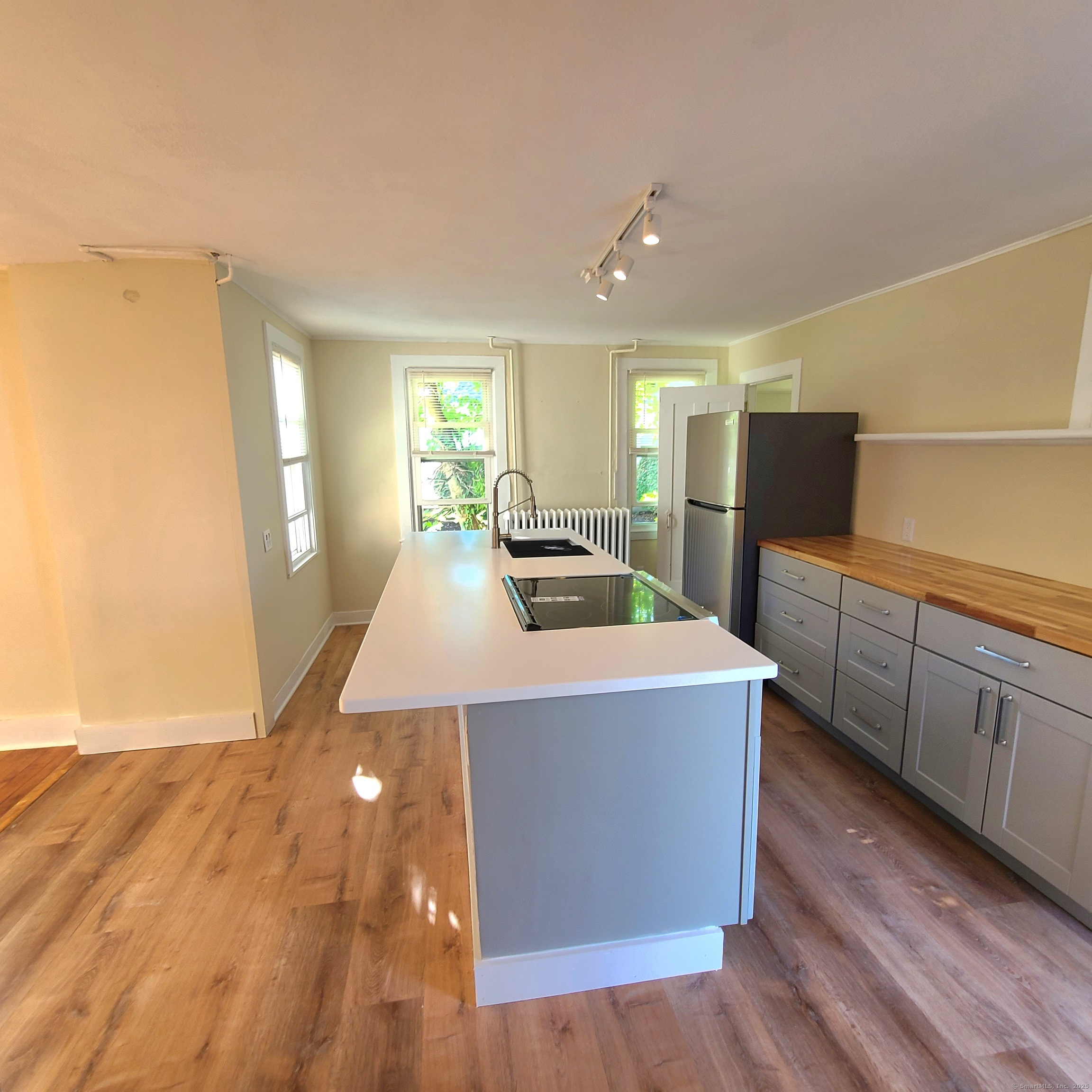 831 Boston Post Road