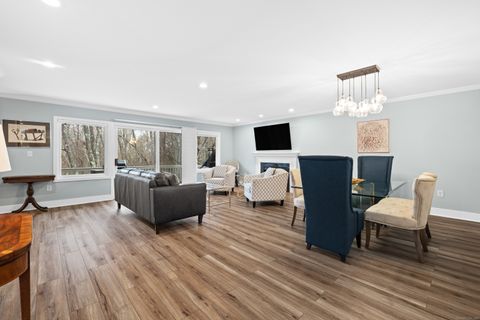 Tiny photo for 11 Brenthaven #11, Avon, CT 06001 (MLS # 24148477)