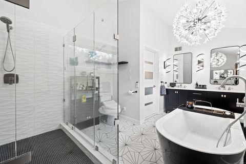 Tiny photo for 11 Brenthaven #11, Avon, CT 06001 (MLS # 24148477)