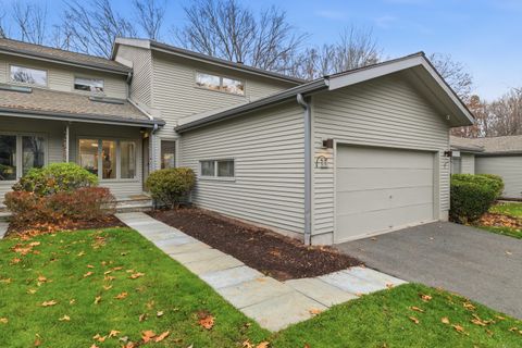 Tiny photo for 11 Brenthaven #11, Avon, CT 06001 (MLS # 24148477)