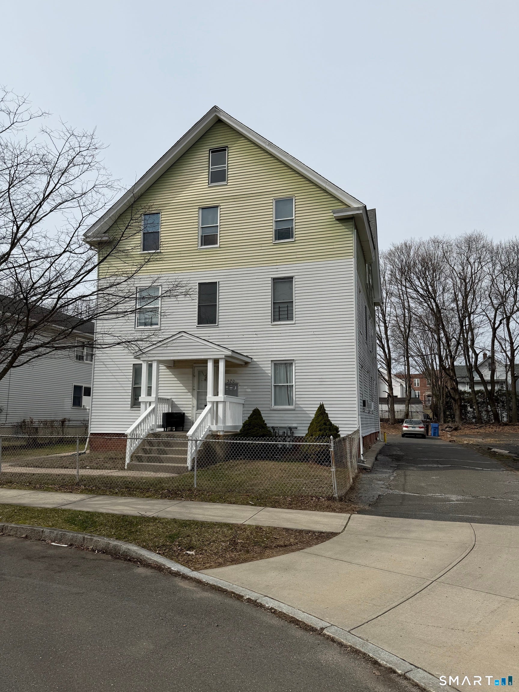 370 Washington Street