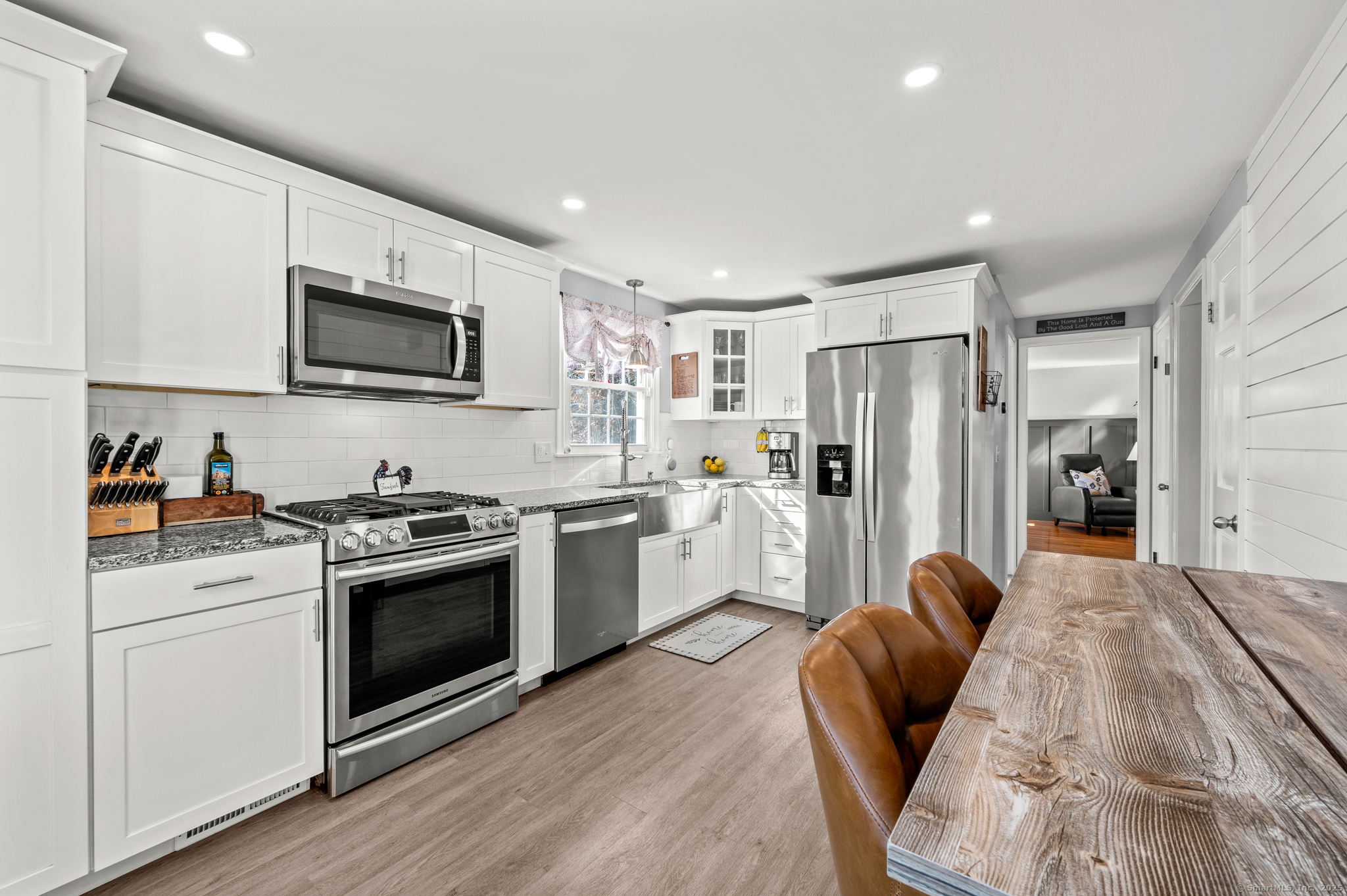 51 Cambridge Drive, Southington, Connecticut image 2