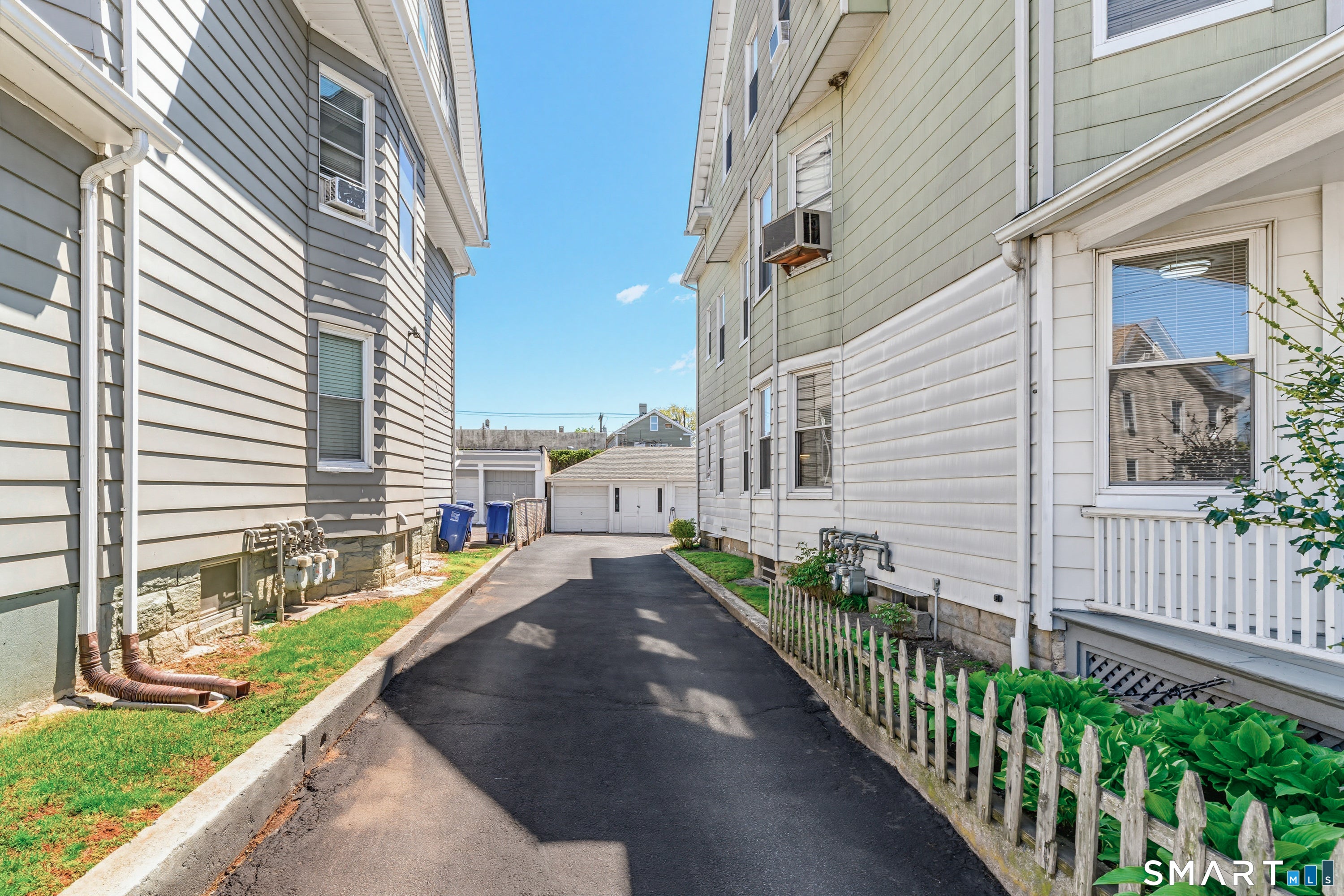 885 Grand Street