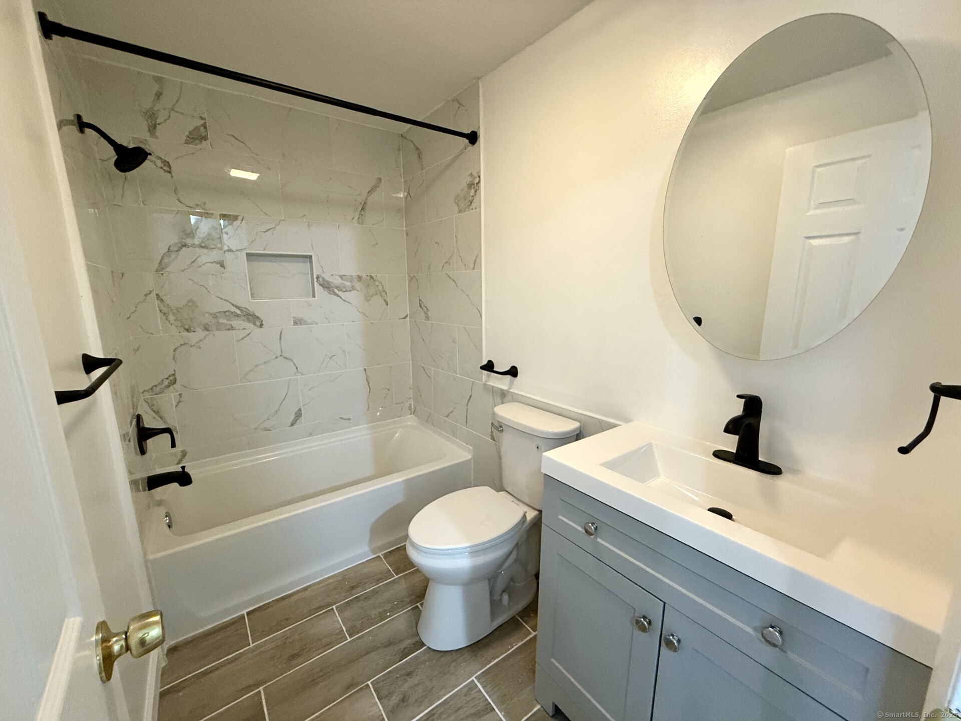 New Britain, Connecticut 06051, United States, 2 Bedrooms Bedrooms, ,2 BathroomsBathrooms,Residential,Active,226696