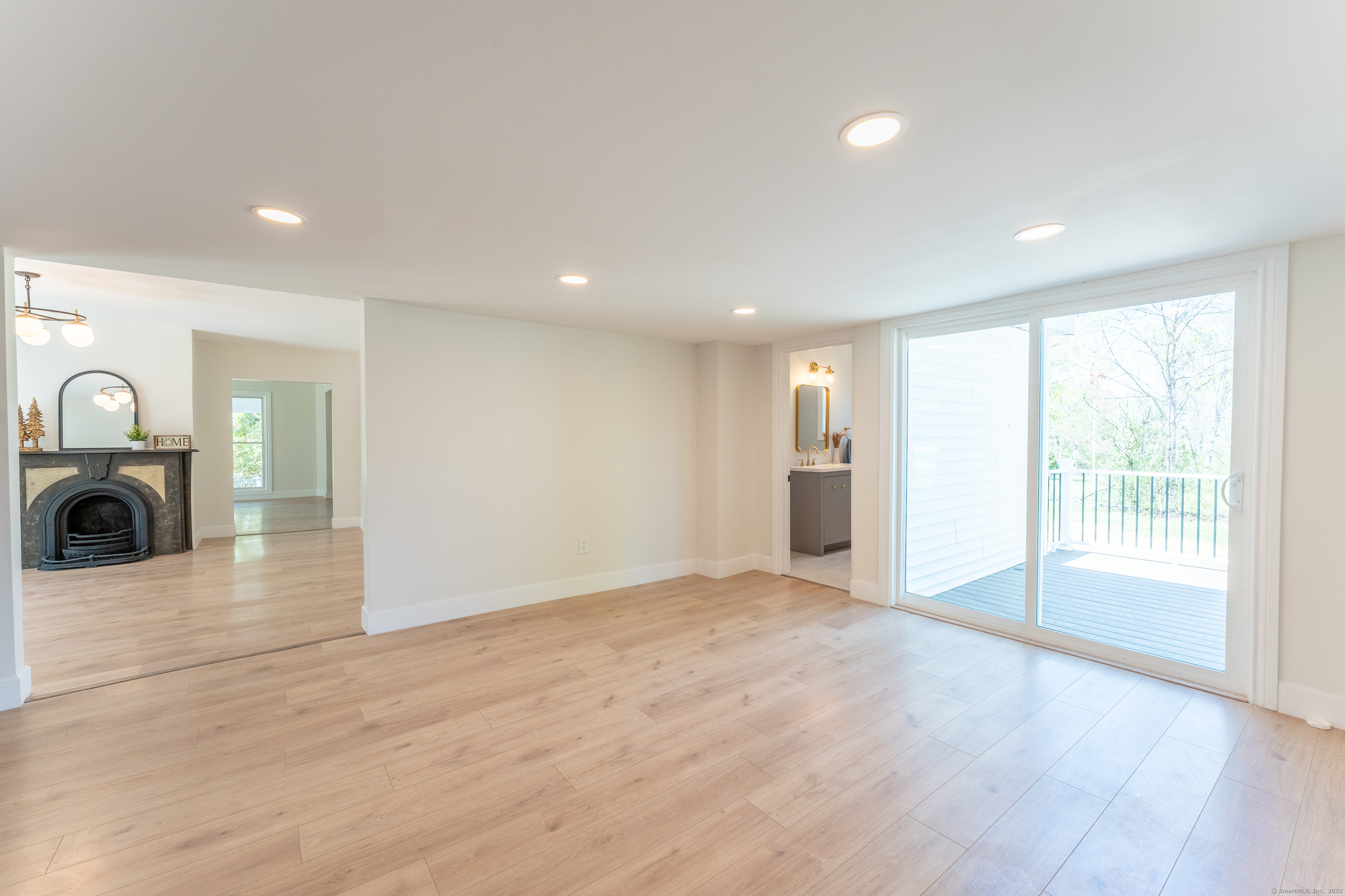 369 Thompson Road, Thompson, Connecticut image 7