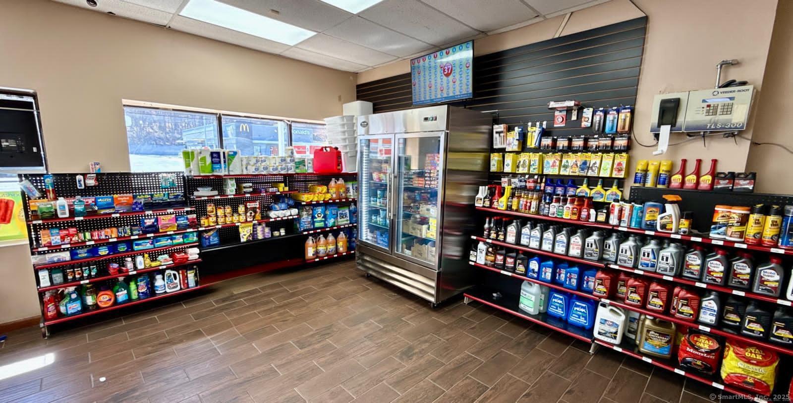 711 Rubber Avenue