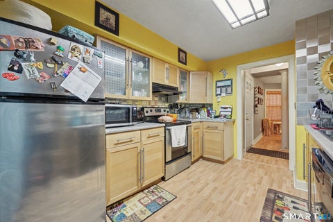Tiny photo for 75 Redwood Drive #403, East Haven, CT 06513 (MLS # 24214583)