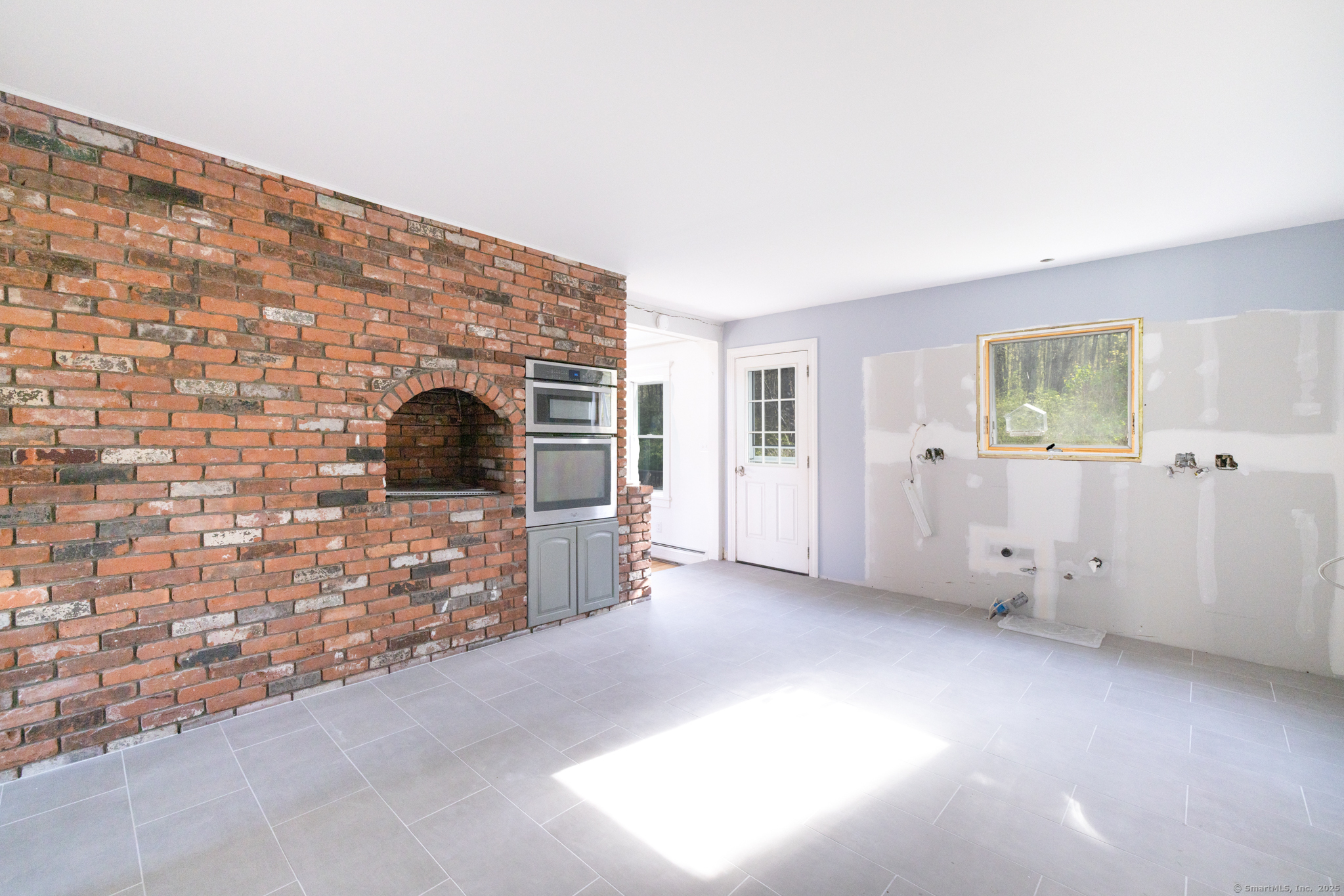 306 Brown Brook Road, Southbury, Connecticut image 5