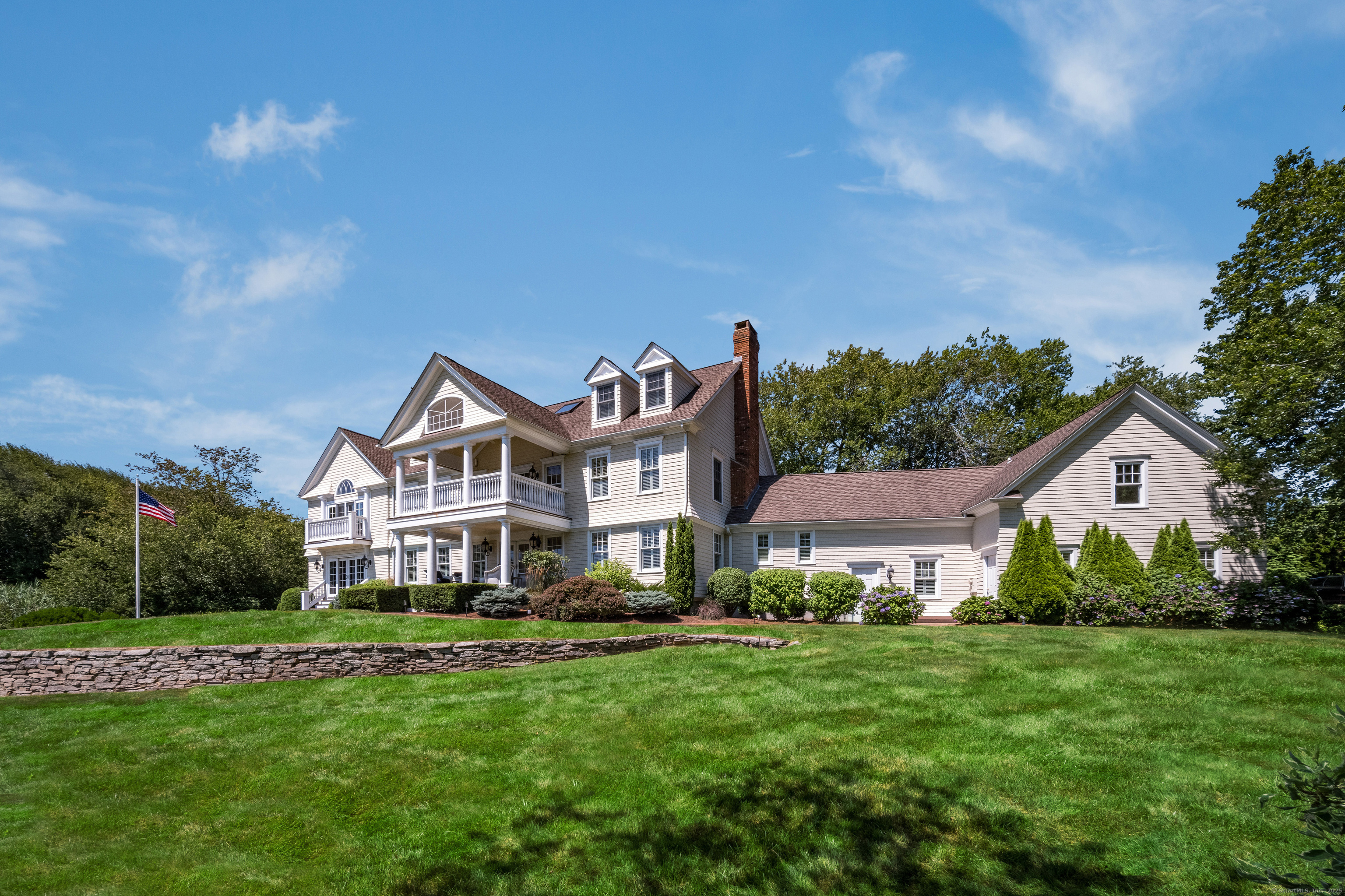 10 Middle Beach Road West