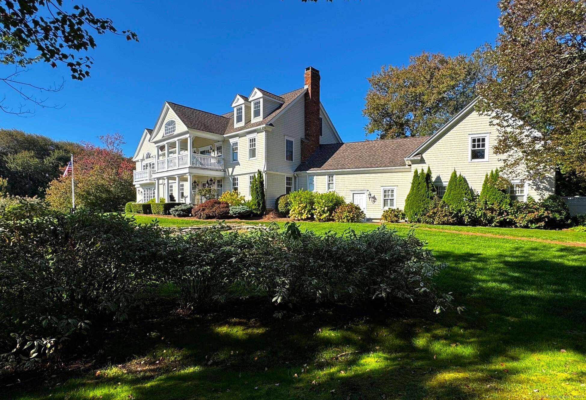 10 Middle Beach Road West