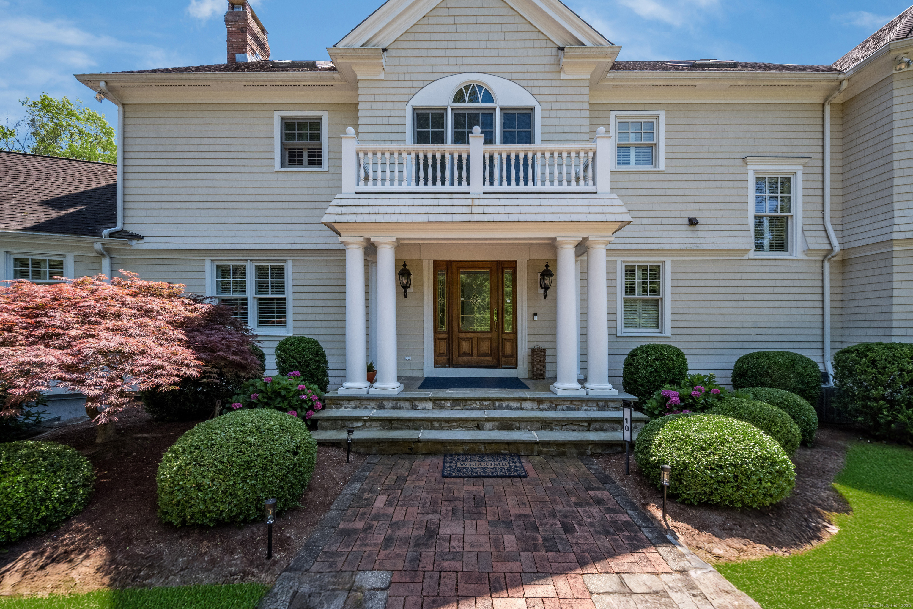 10 Middle Beach Road West