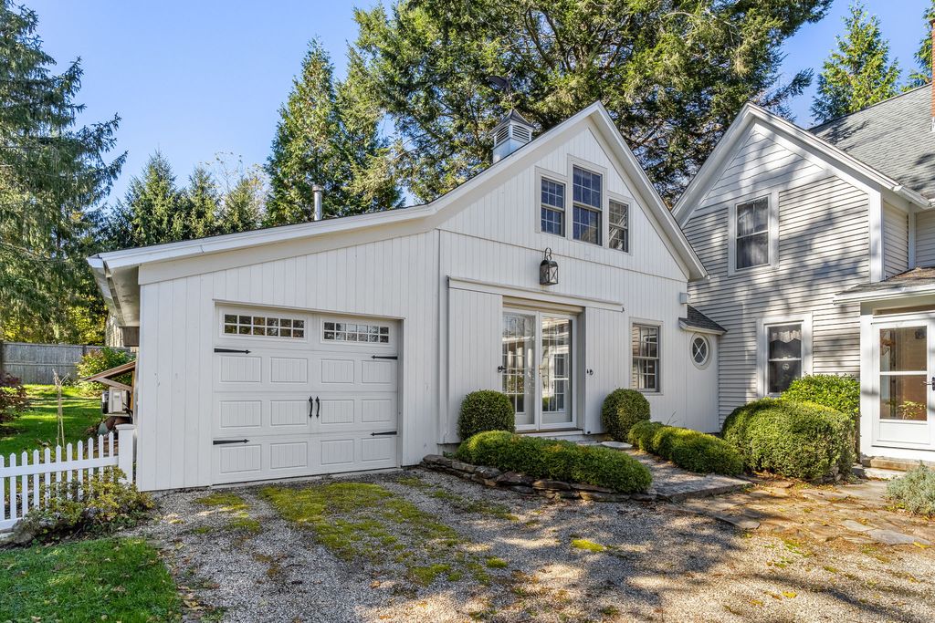 Photo of 209 Main Street, Hampton, CT 06247 (MLS # 24135617)