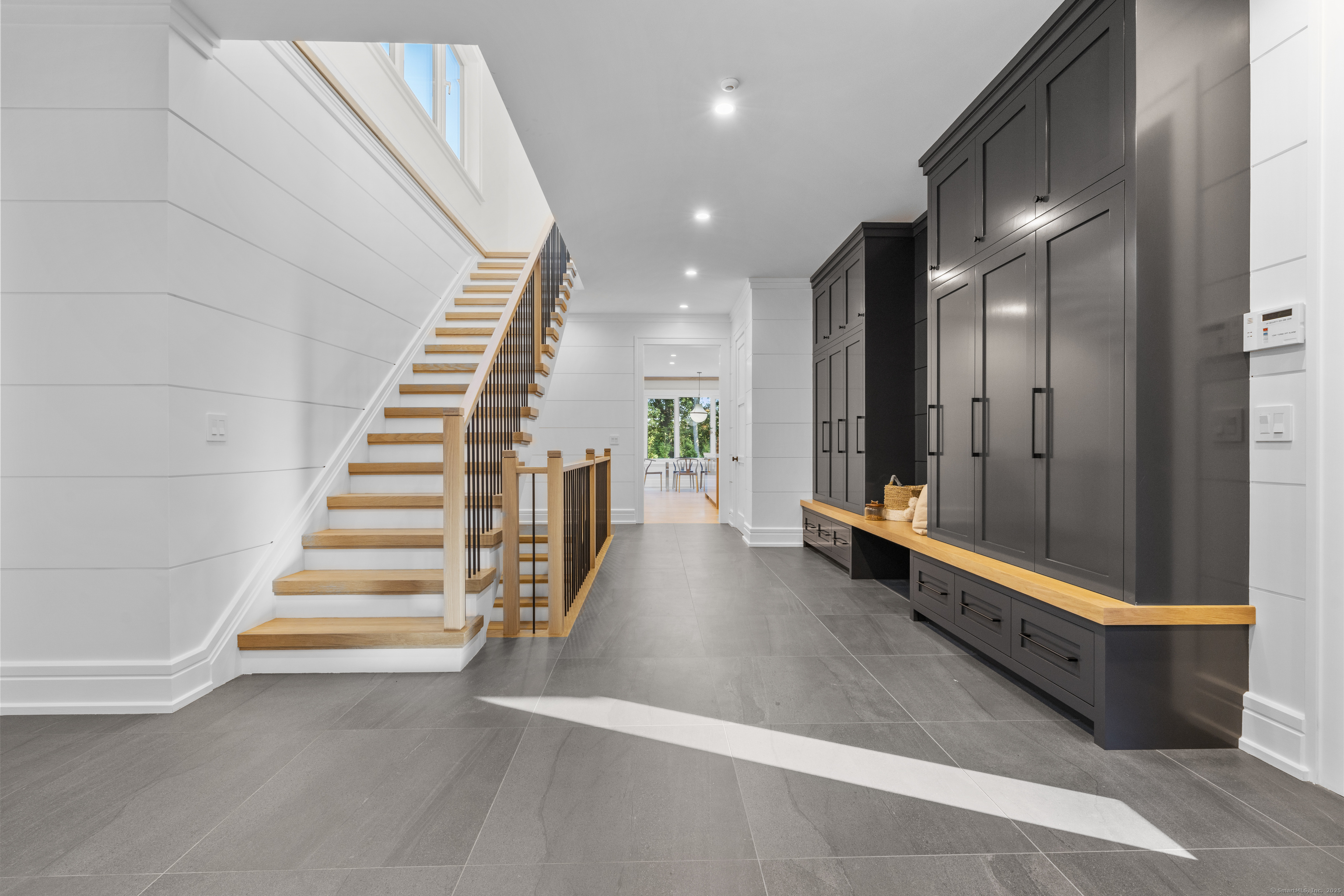 Darien, Connecticut 06820, United States, 5 Bedrooms Bedrooms, ,5 BathroomsBathrooms,Residential,Active,235485