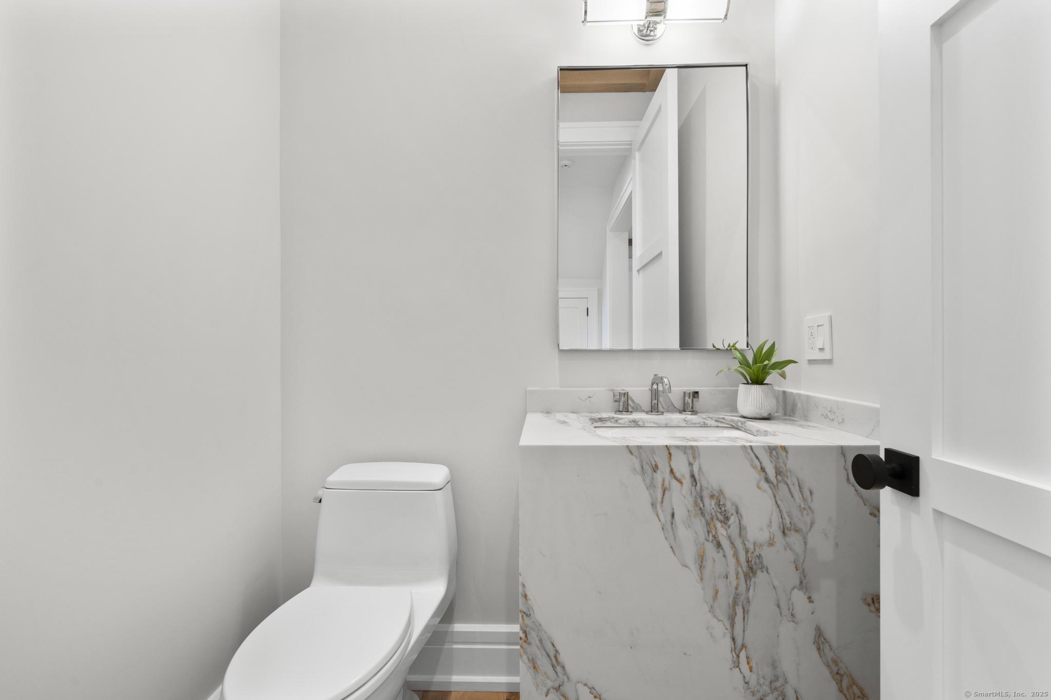 Darien, Connecticut 06820, United States, 5 Bedrooms Bedrooms, ,5 BathroomsBathrooms,Residential,Active,235485