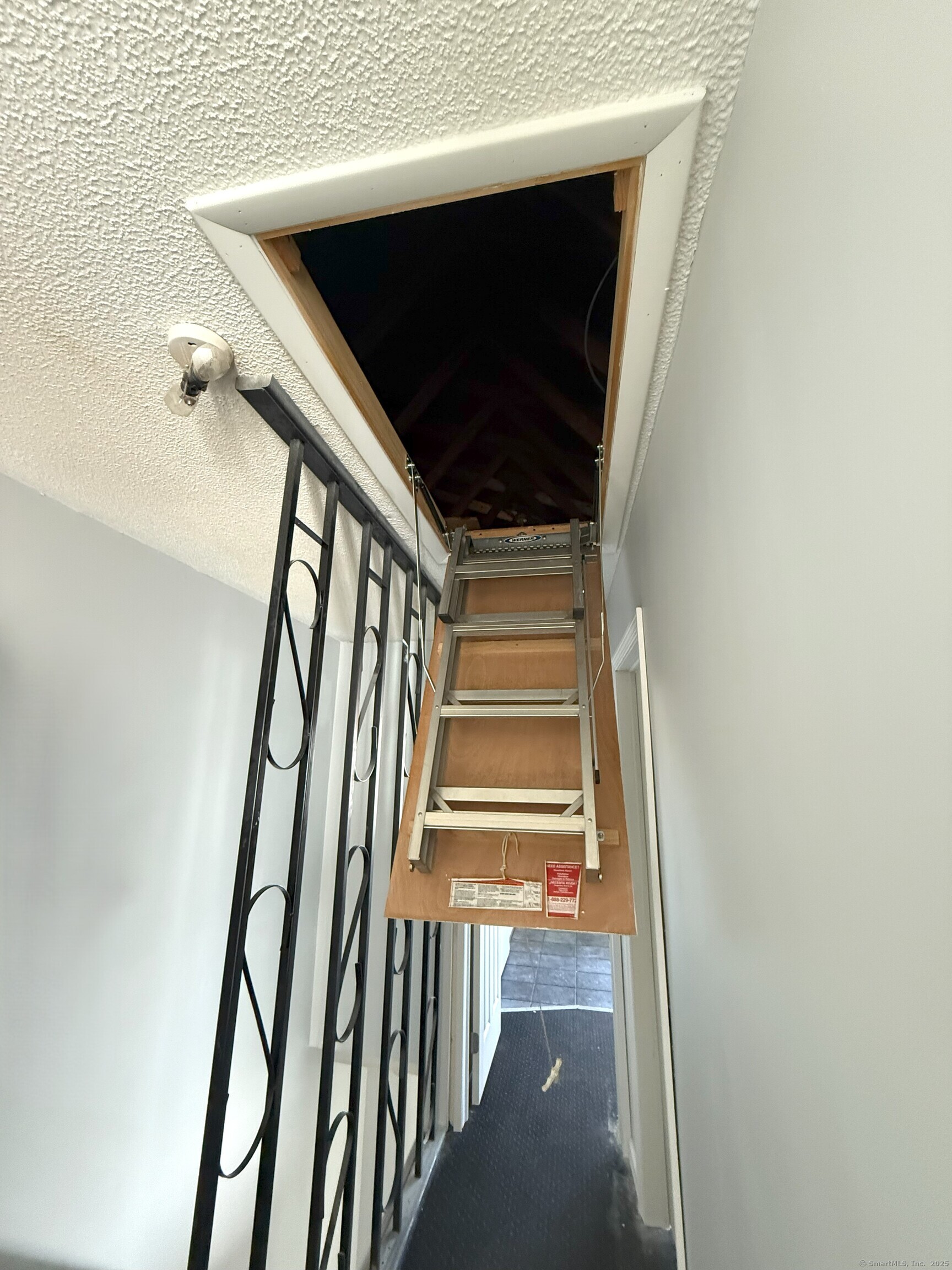 385 Pond Street, Bridgeport, Connecticut image 23