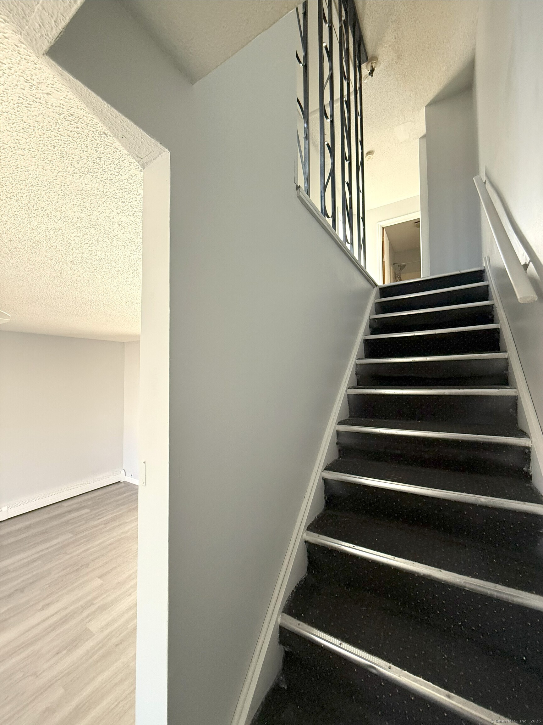 385 Pond Street, Bridgeport, Connecticut image 14