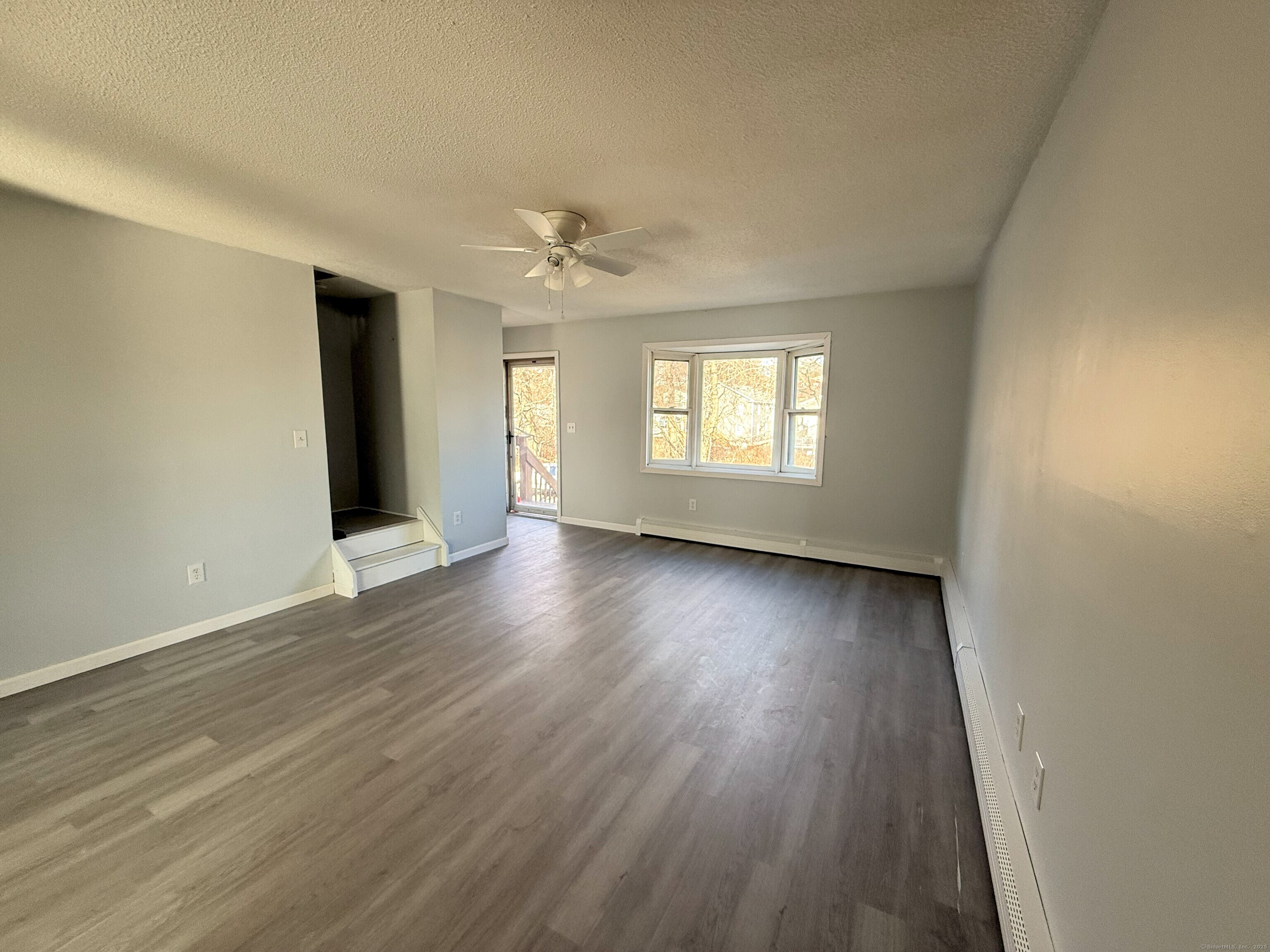 385 Pond Street, Bridgeport, Connecticut image 12