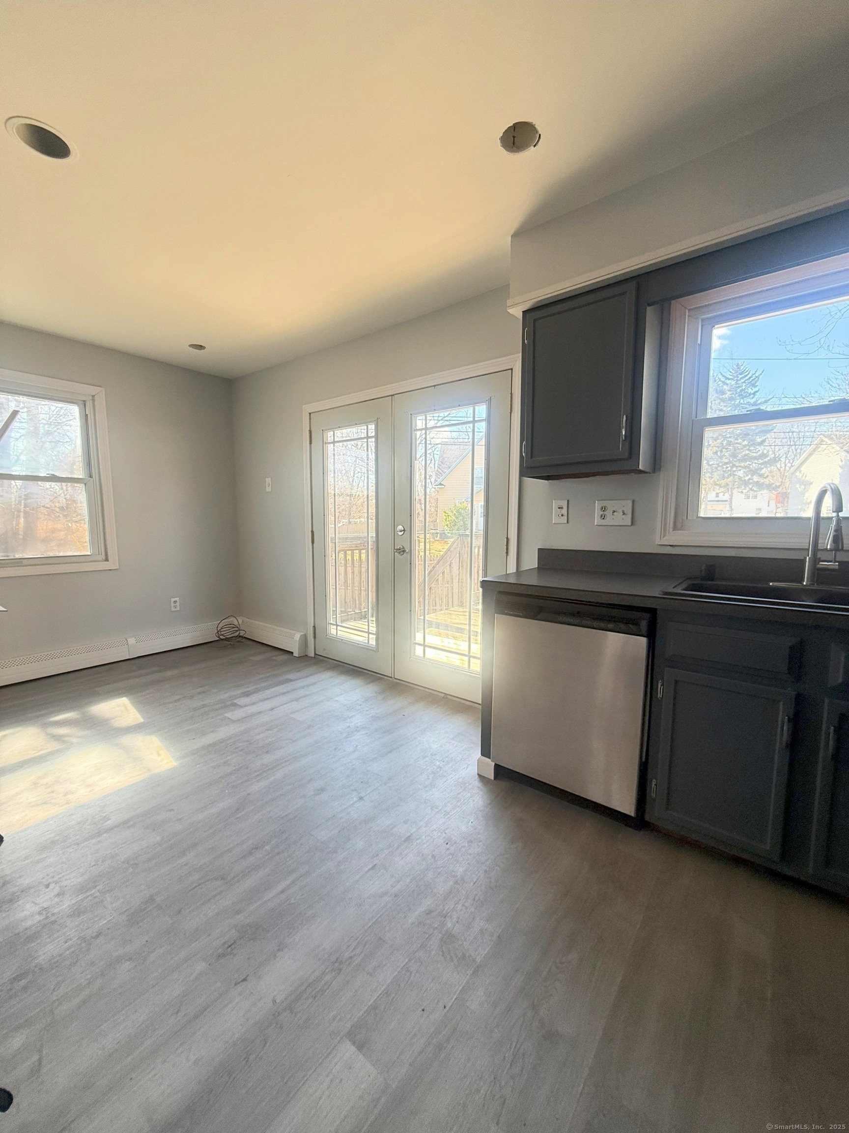 385 Pond Street, Bridgeport, Connecticut image 5
