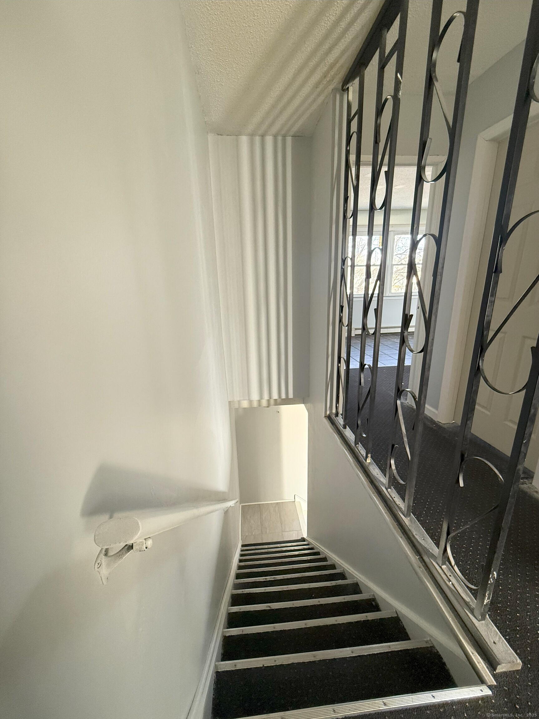 385 Pond Street, Bridgeport, Connecticut image 15