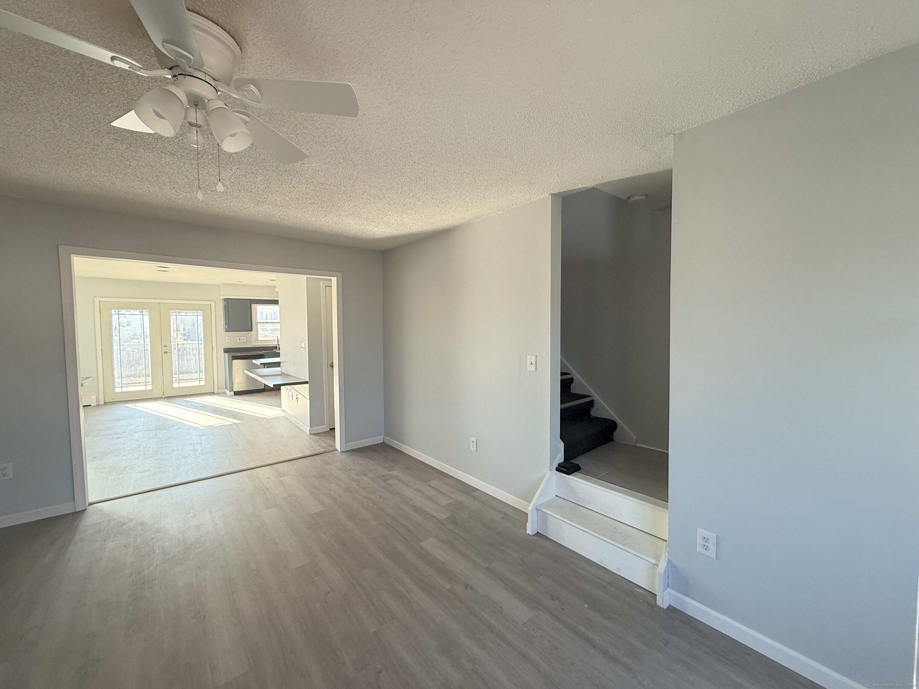 385 Pond Street, Bridgeport, Connecticut image 9