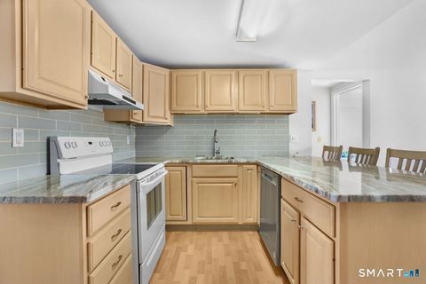 Tiny photo for 622 Popes Island Road #622, Milford, CT 06461 (MLS # 24146192)