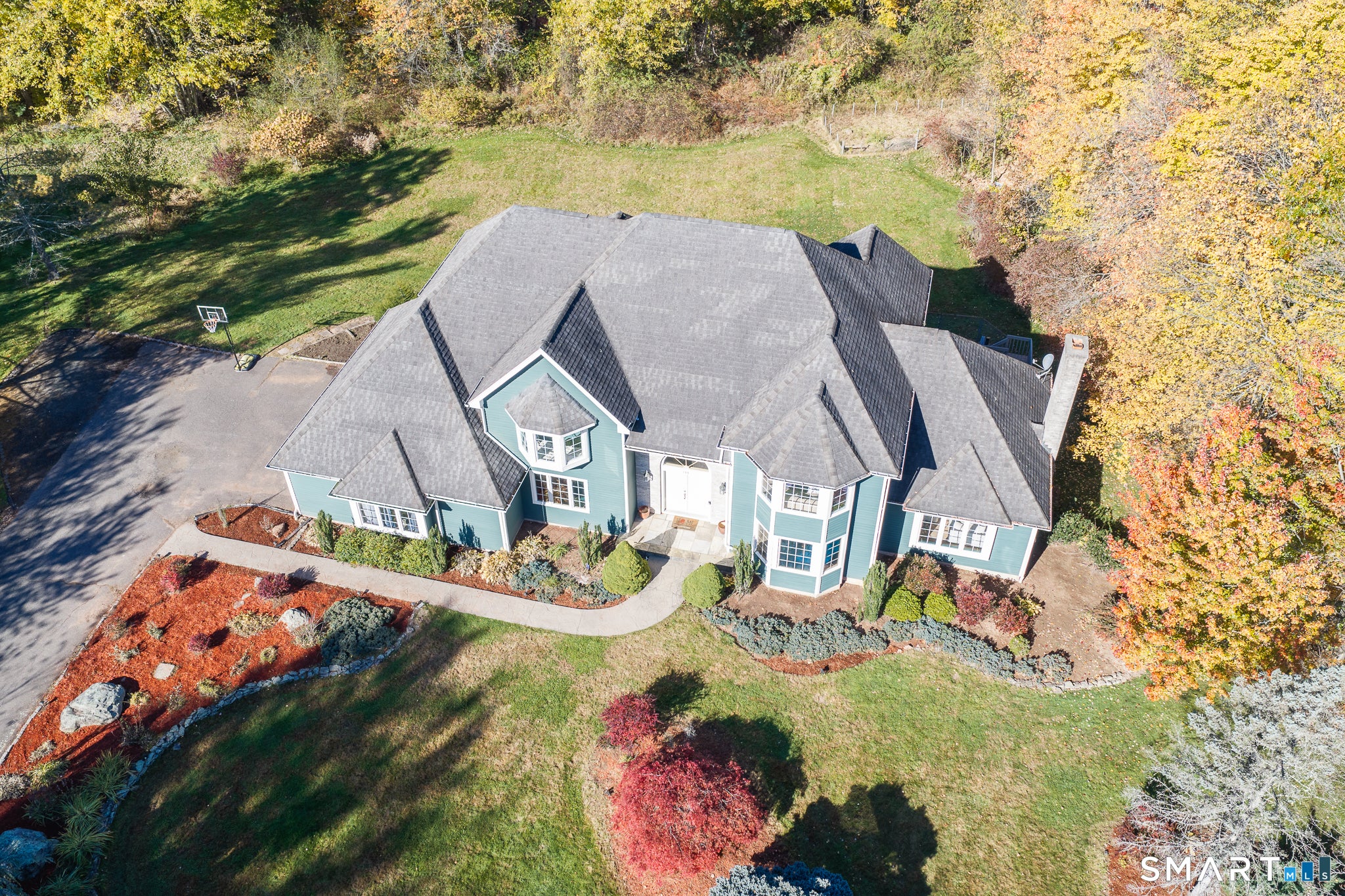 100 Scenic Court