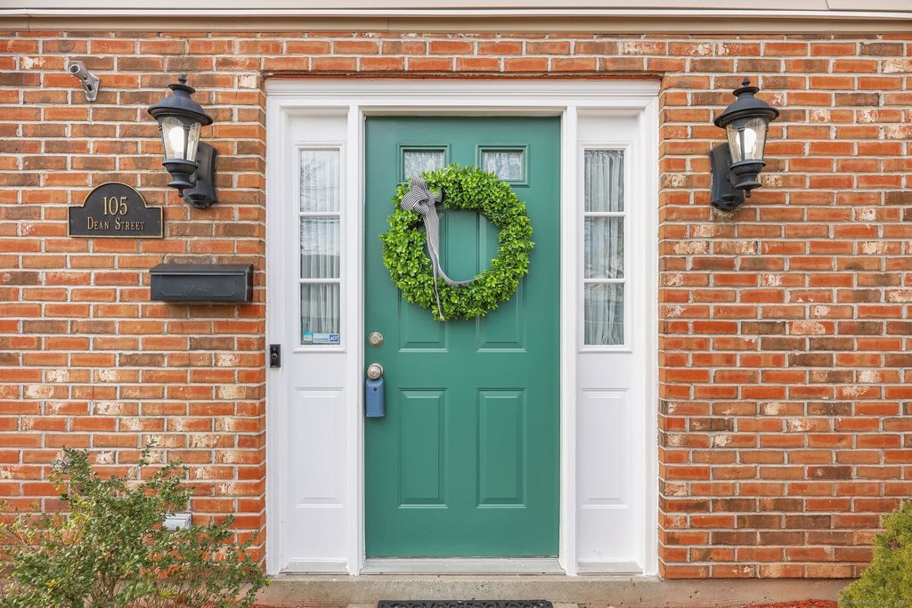 Photo of 105 Dean Street #A, Stamford, CT 06902 (MLS # 24167836)