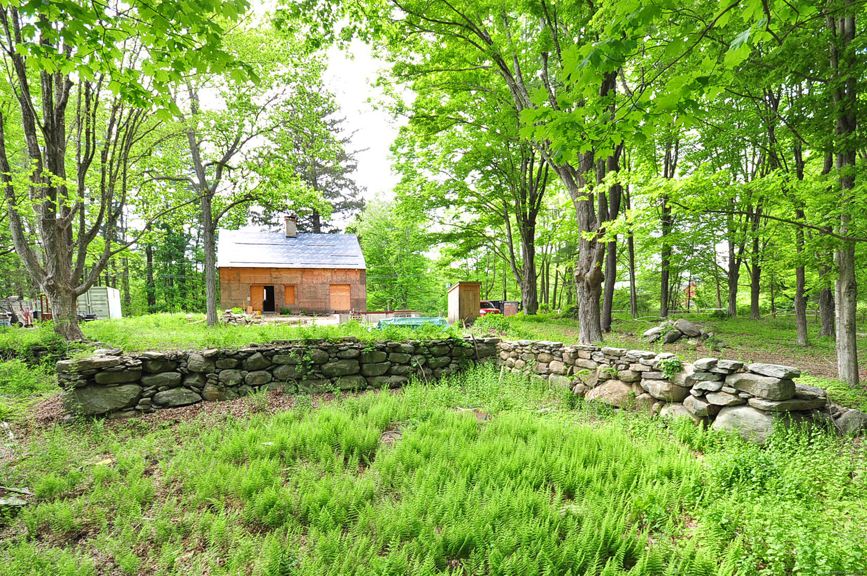 30 Chestnut Hill Road