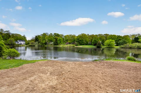 Tiny photo for 98 Pond View Circle, Guilford, CT 06437 (MLS # 24196431)