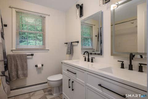 Tiny photo for 98 Pond View Circle, Guilford, CT 06437 (MLS # 24196431)