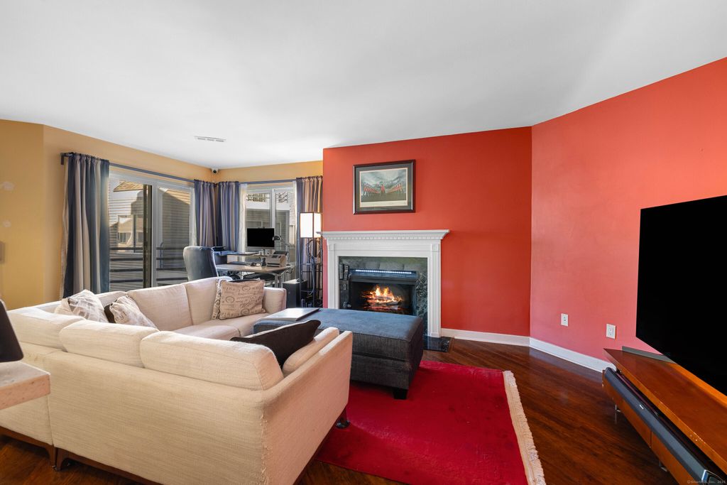 Photo of 117 Harbour Close #C-117, New Haven, CT 06519 (MLS # 24132758)