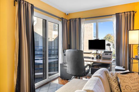 Tiny photo for 117 Harbour Close #C-117, New Haven, CT 06519 (MLS # 24132758)