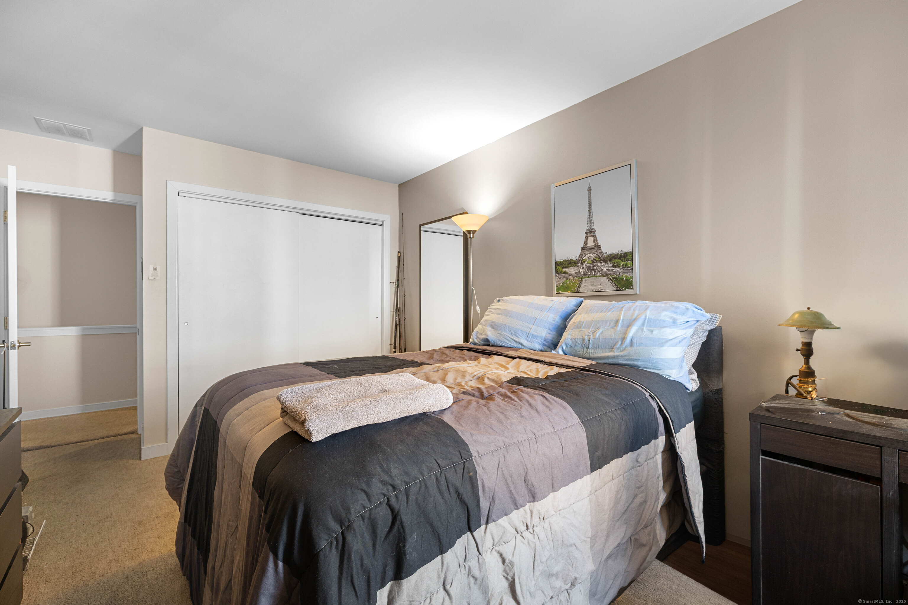 117 Harbour Close C-117