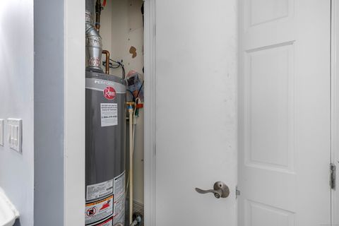 Tiny photo for 117 Harbour Close #C-117, New Haven, CT 06519 (MLS # 24132758)