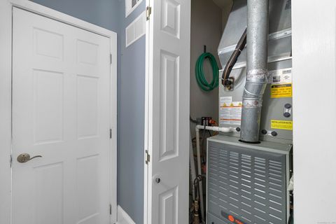 Tiny photo for 117 Harbour Close #C-117, New Haven, CT 06519 (MLS # 24132758)