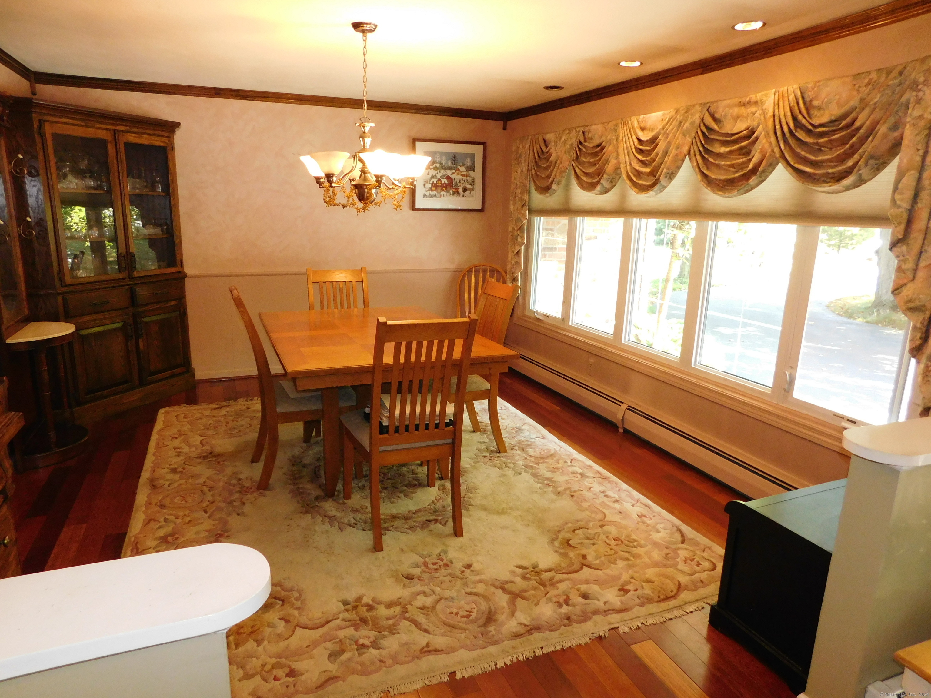21 Featherbed Lane, Branford, Connecticut image 8