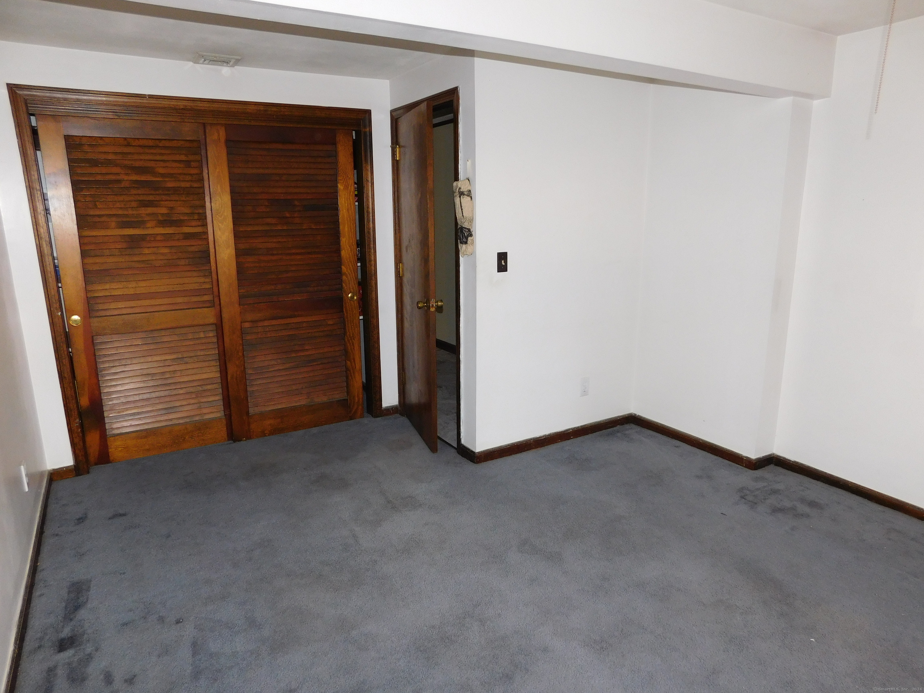21 Featherbed Lane, Branford, Connecticut image 13
