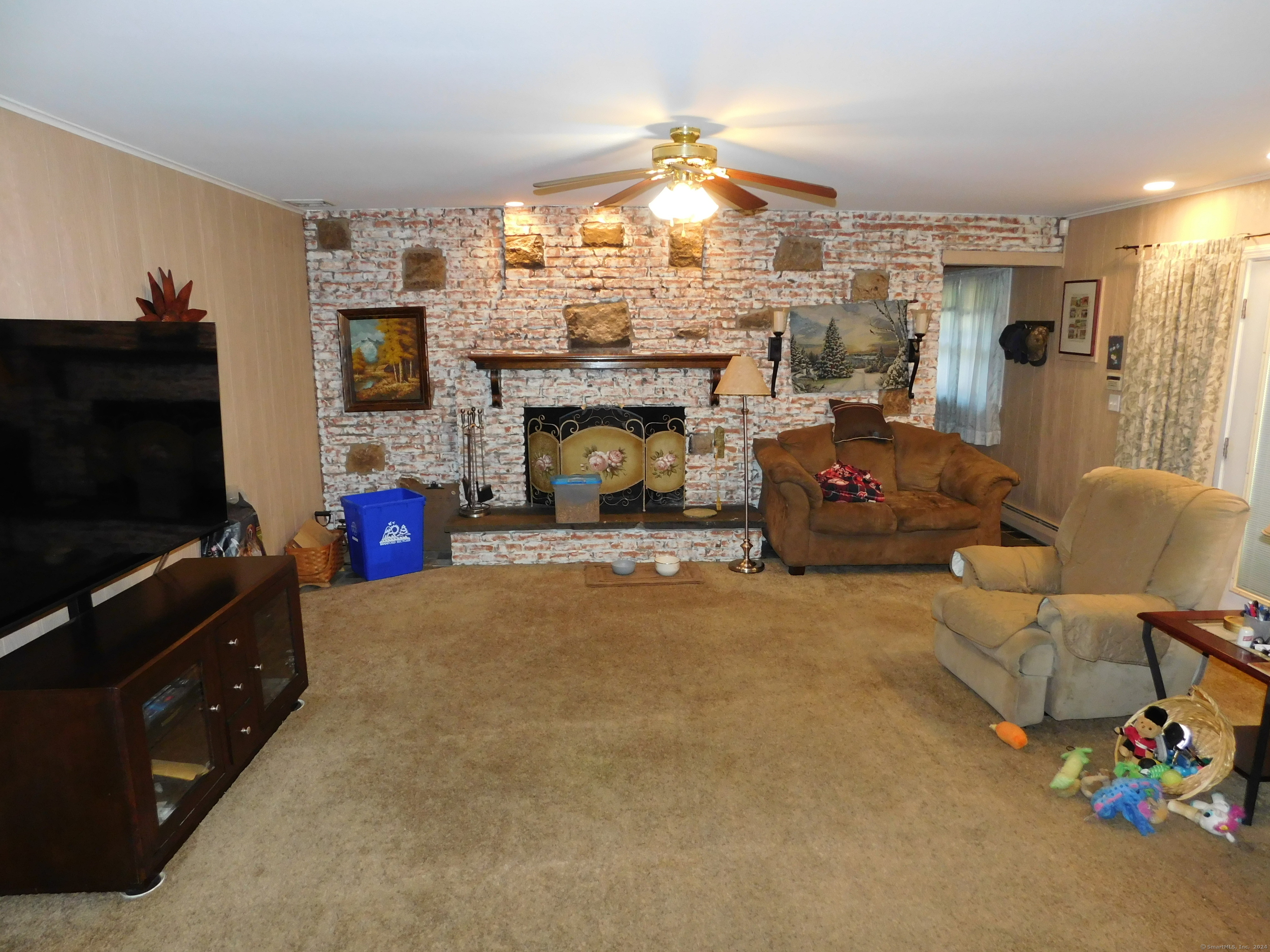 21 Featherbed Lane, Branford, Connecticut image 9