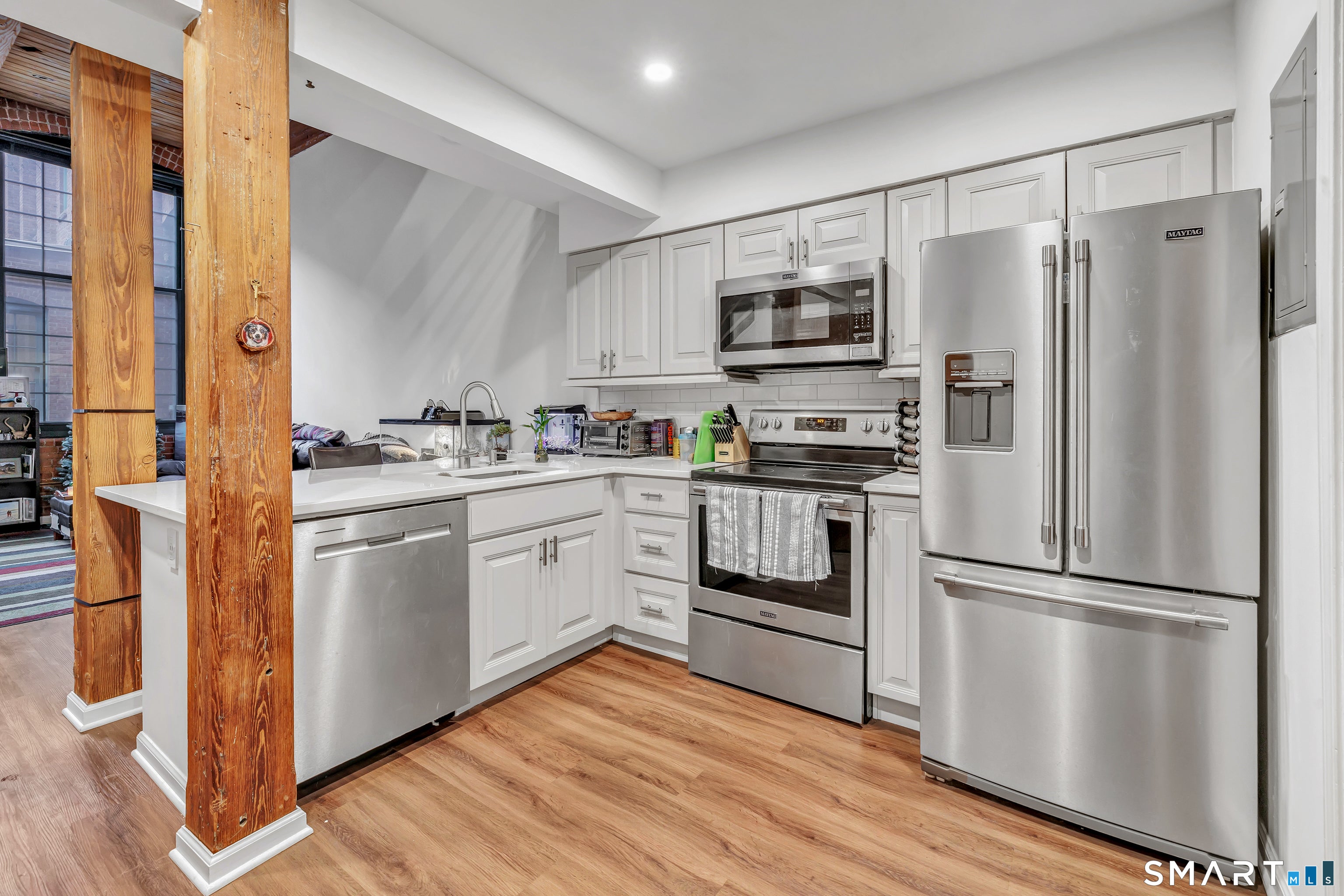 25 Grand Street 105