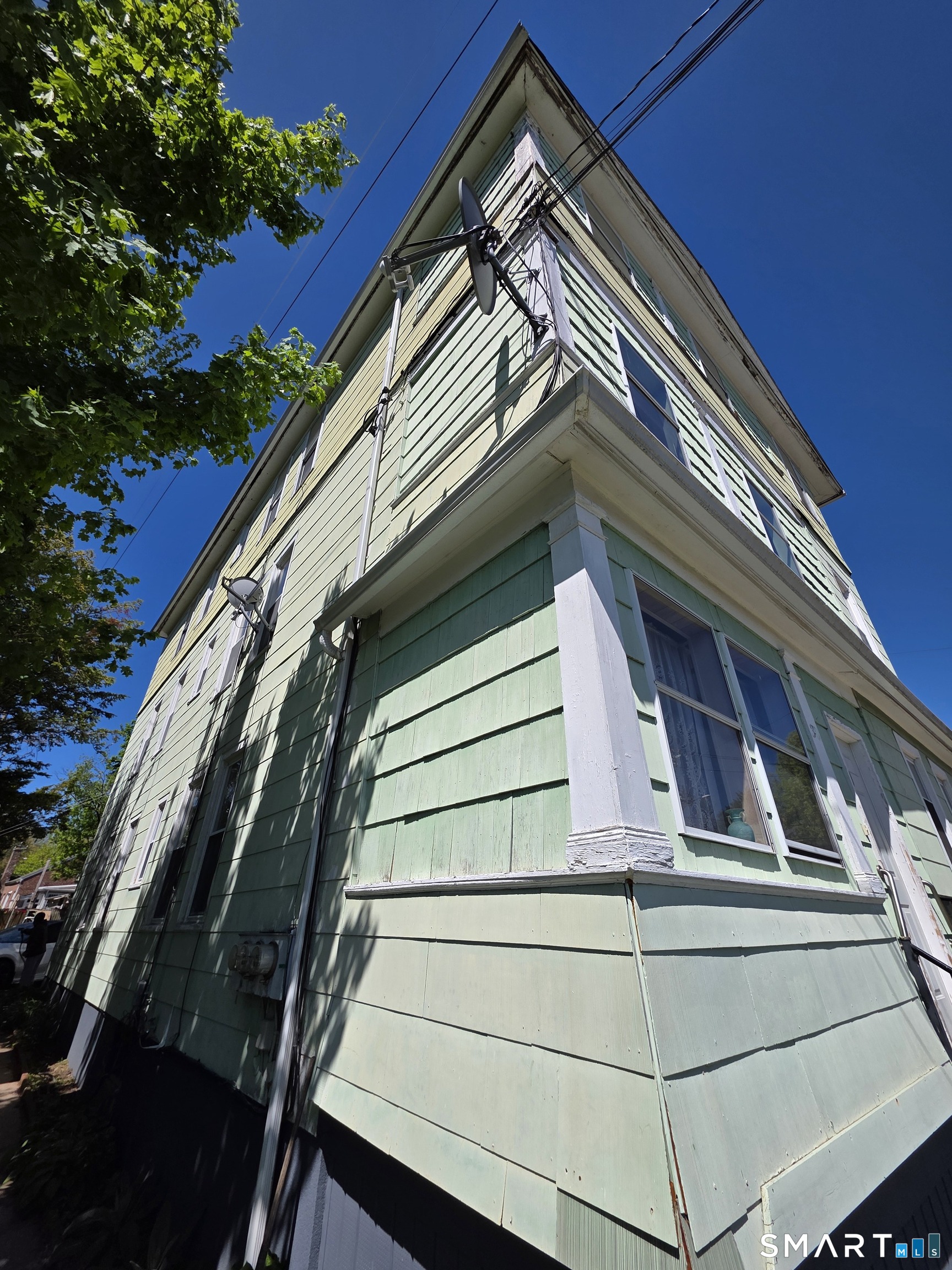 30 Farmington Avenue