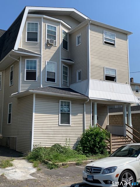 Photo of 231 Spring Street #3rd Floor, Bridgeport, CT 06608 (MLS # 24150358)