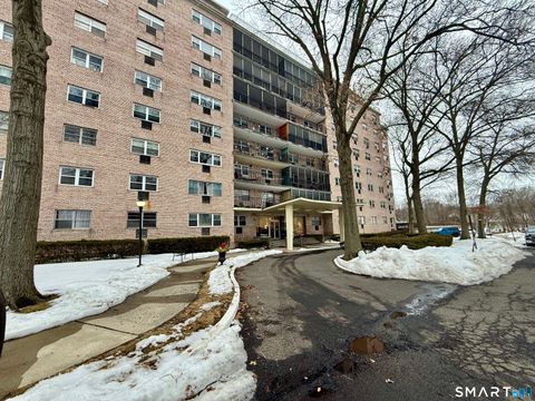 Photo of 25 Cartright Street #2D, Bridgeport, CT 06604 (MLS # 24155043)