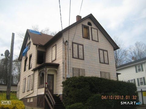 Photo of 180 Olivia Street #2B, Derby, CT 06418 (MLS # 24184491)