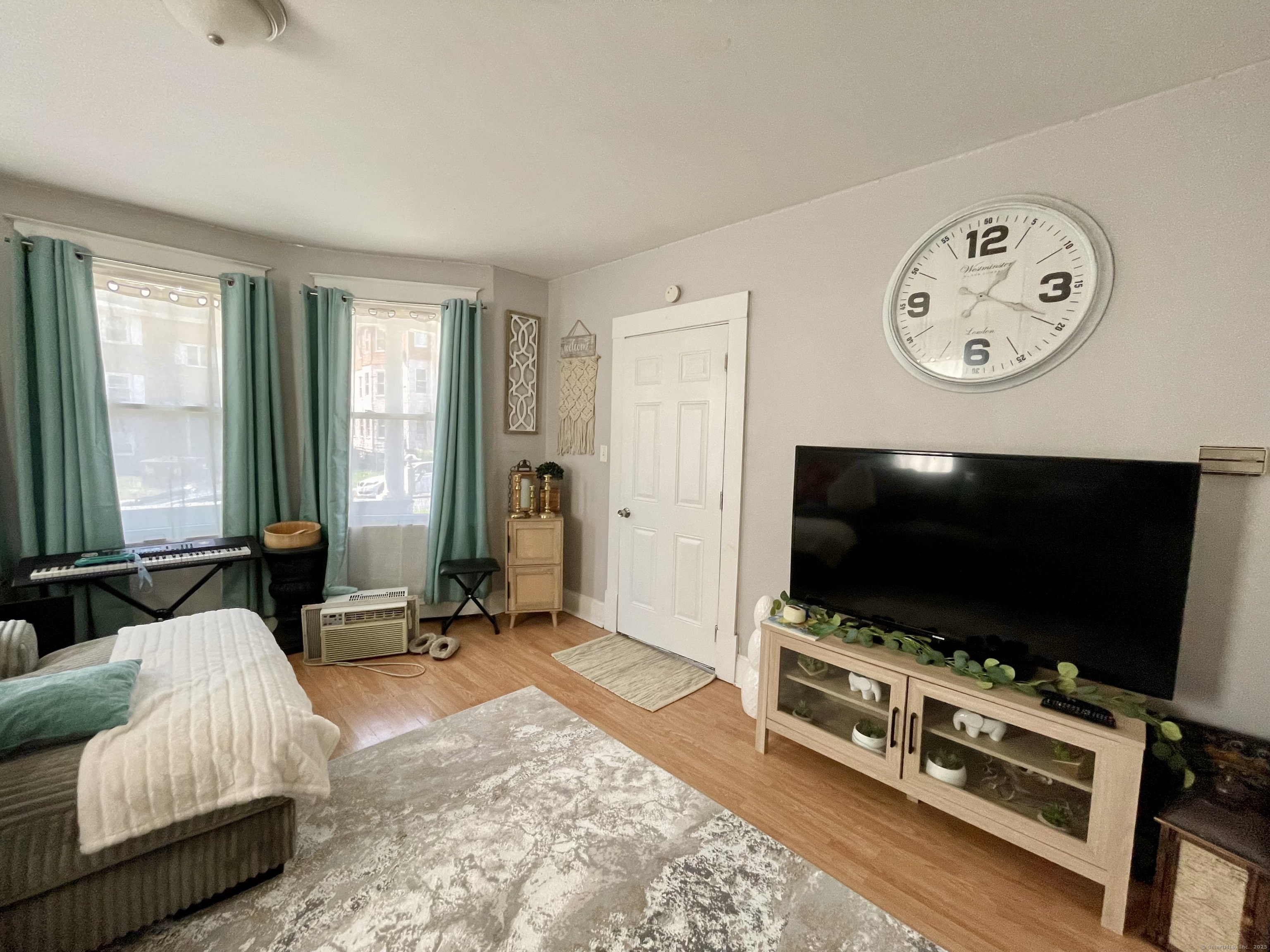 New Britain, Connecticut 06051, United States, 6 Bedrooms Bedrooms, ,3 BathroomsBathrooms,Residential,Active,187912