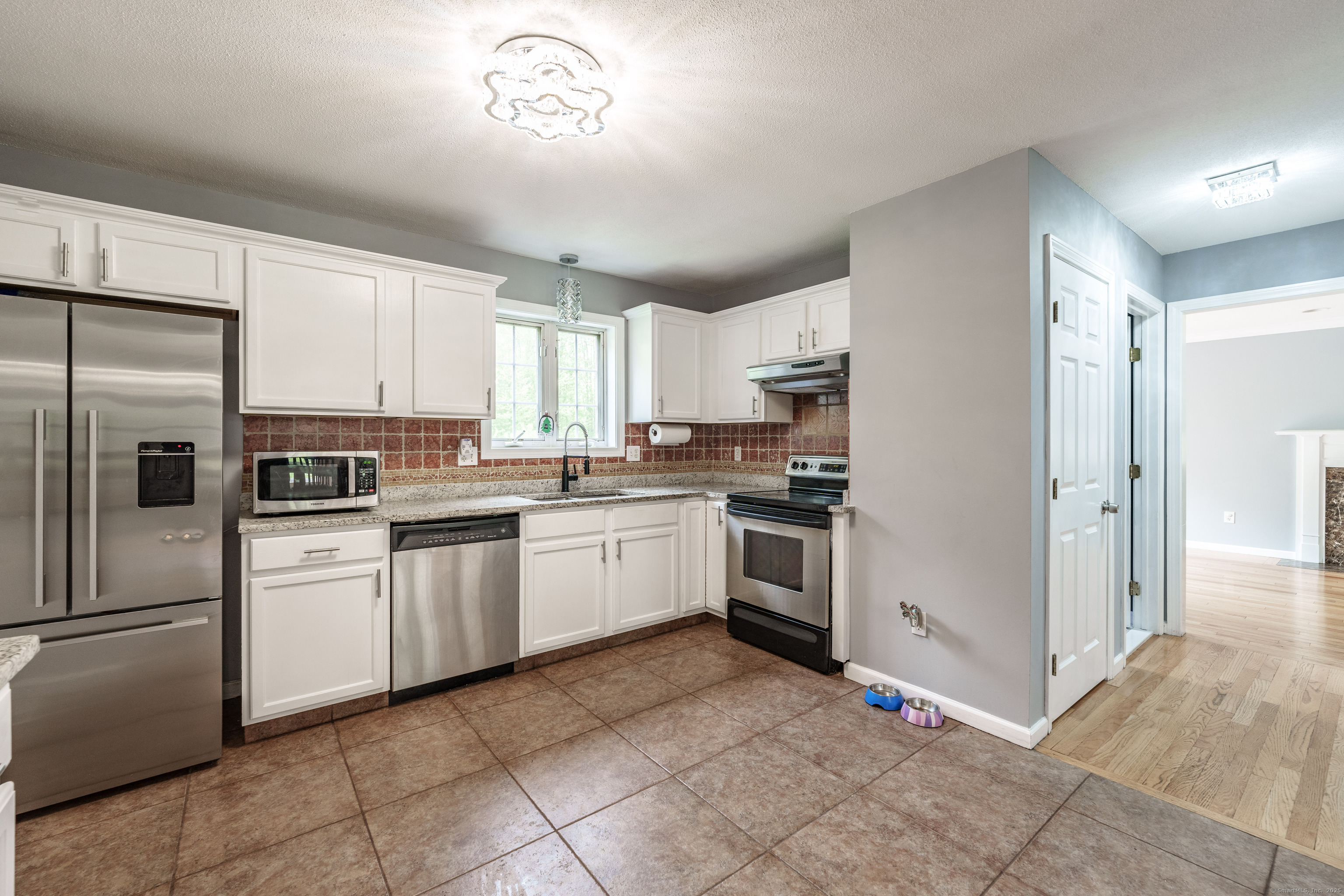 270 Broadbrook Road, Enfield, Connecticut image 4
