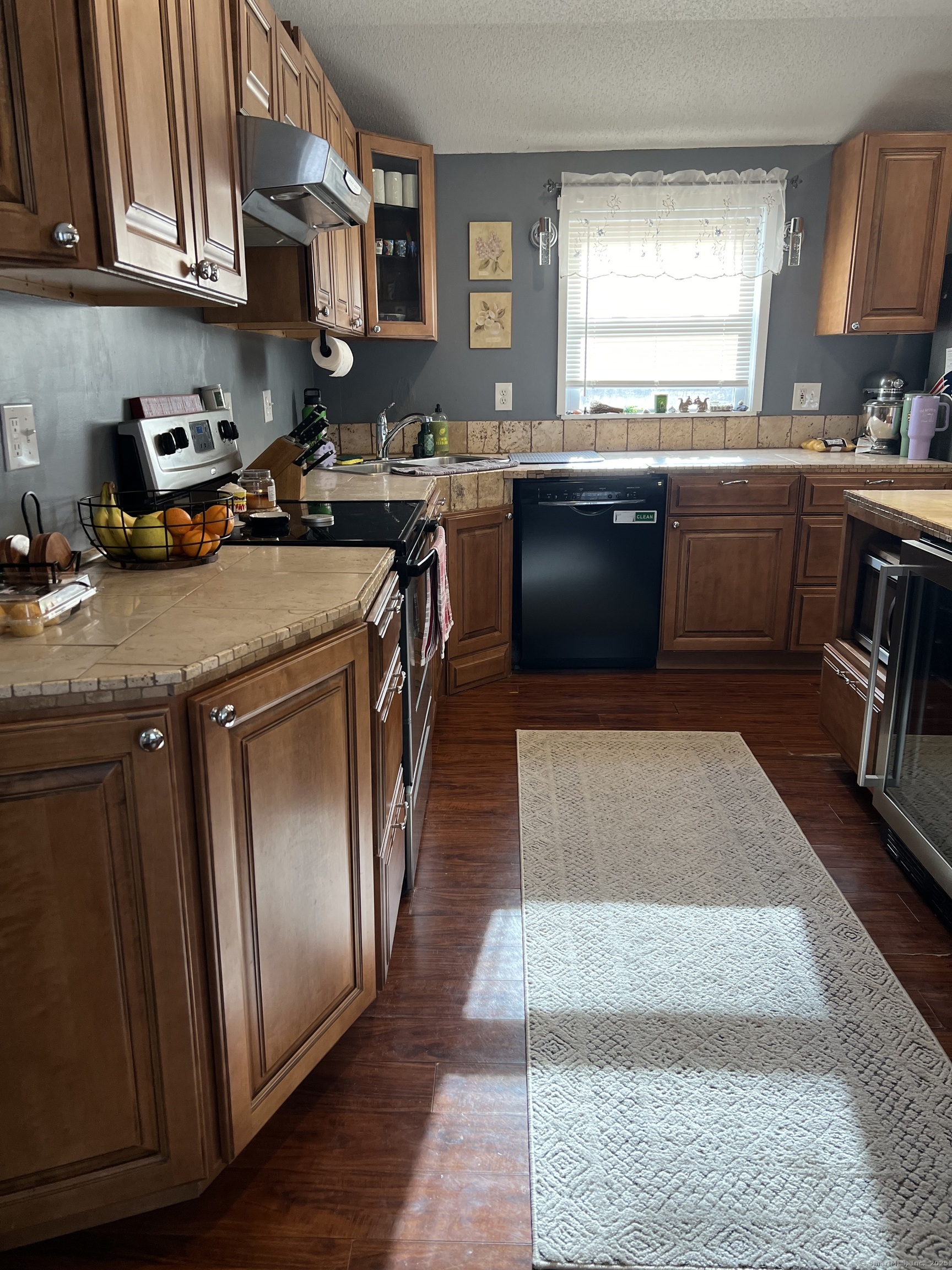 173 Round Hill Road, Bristol, Connecticut image 11