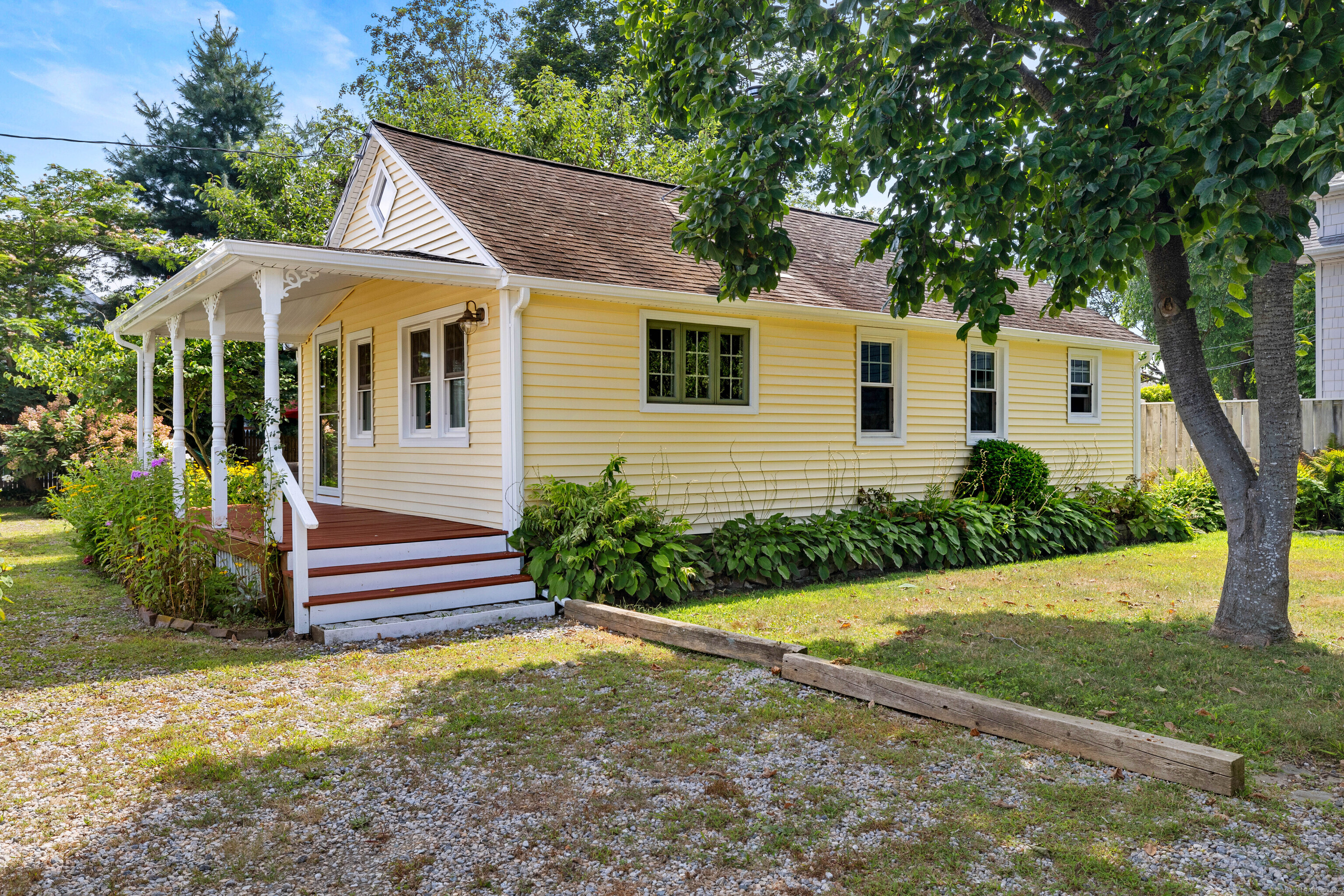 22 York Avenue